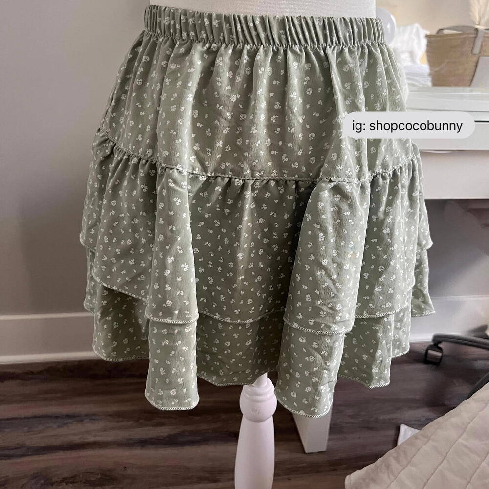 brandy melville green floral izzy ruffle skirt